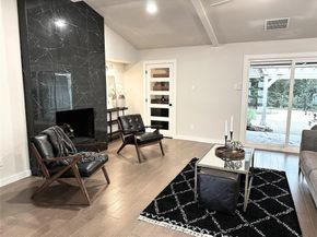 10544  Cox Lane , Dallas Texas 75229