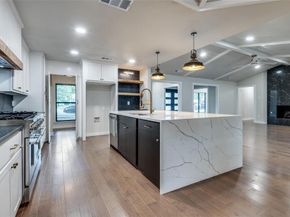10544  Cox Lane , Dallas Texas 75229