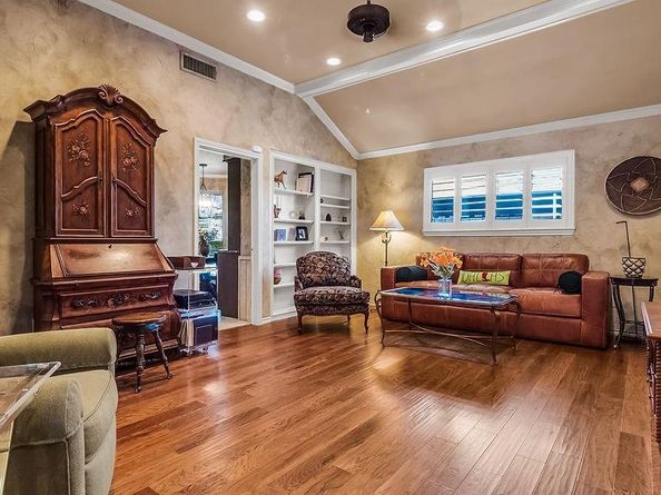 7335  Debbe Drive , Dallas Texas 75252