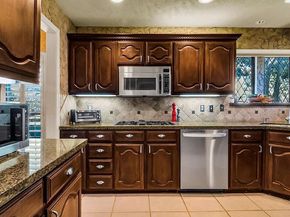 7335  Debbe Drive , Dallas Texas 75252
