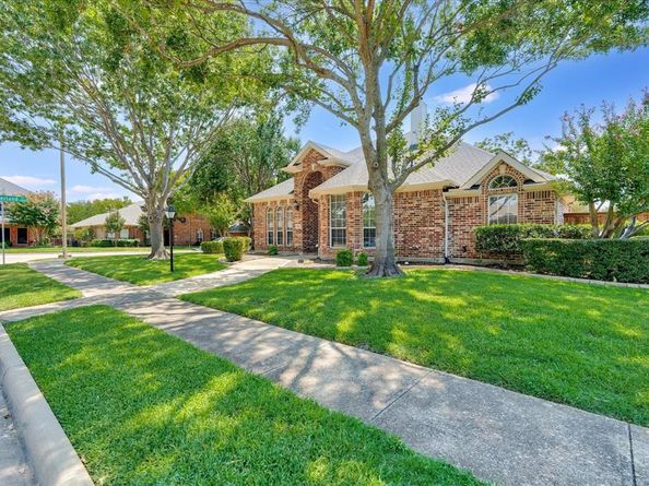 1303  Woodmoor Drive , Allen Texas 75013