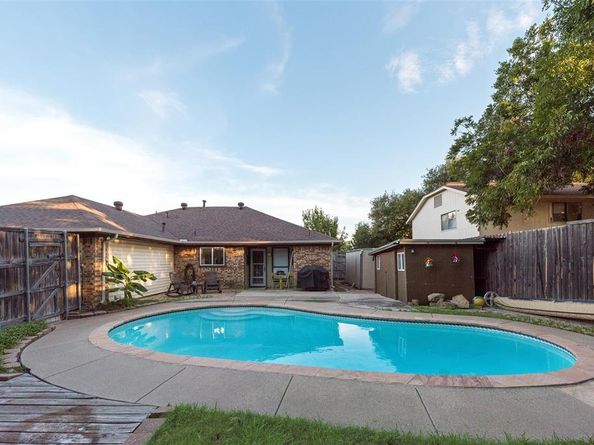 1845  Tiburon Bend , Lewisville Texas 75067