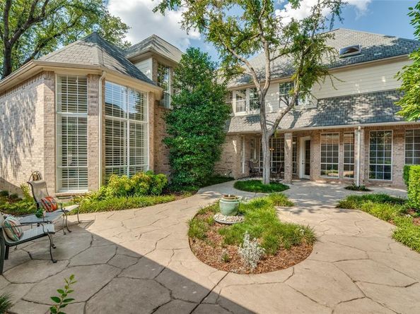 63  Downs Lake Circle , Dallas Texas 75230