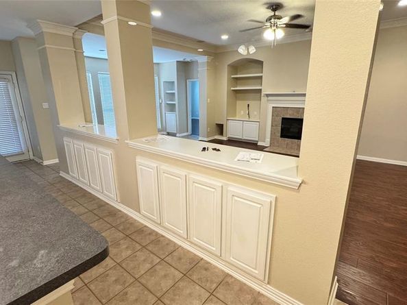 6705  Marie Weldon Court , Arlington Texas 76001