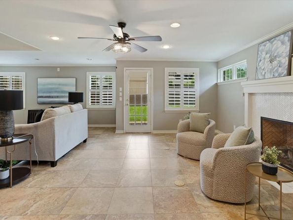 6  Vicksburg Lane , Richardson Texas 75080