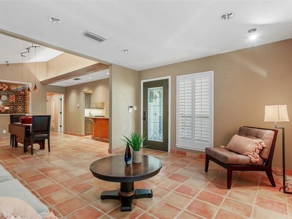 3501  Esplendor Avenue , Irving Texas 75062