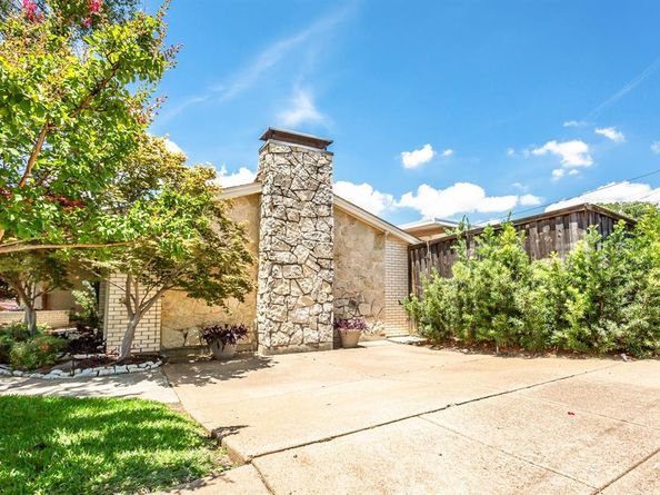 3501  Esplendor Avenue , Irving Texas 75062
