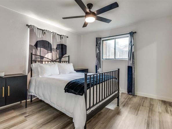 5921  Spring Glen Drive , Dallas Texas 75232