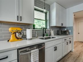5921  Spring Glen Drive , Dallas Texas 75232