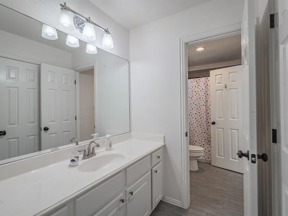 9020  Rock Valley Cove , Dallas Texas 75238