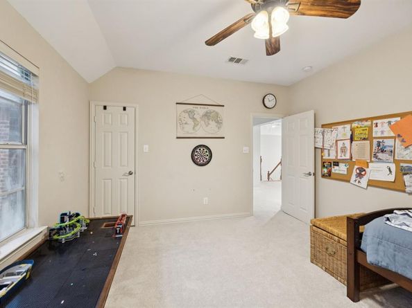 502  Yaupon Drive , Garland Texas 75044