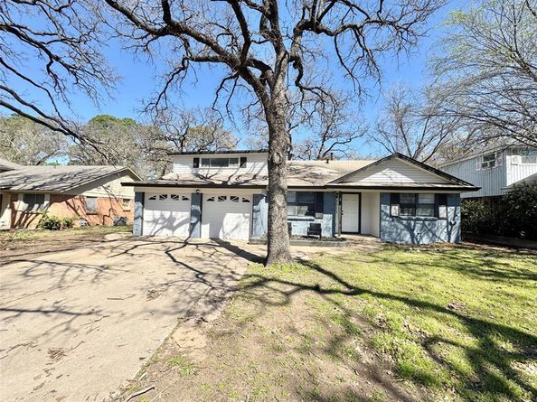 3613  Falcon Drive , Forest Hill Texas 76119