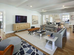 6807  Joyce Way , Dallas Texas 75225
