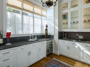 6807  Joyce Way , Dallas Texas 75225