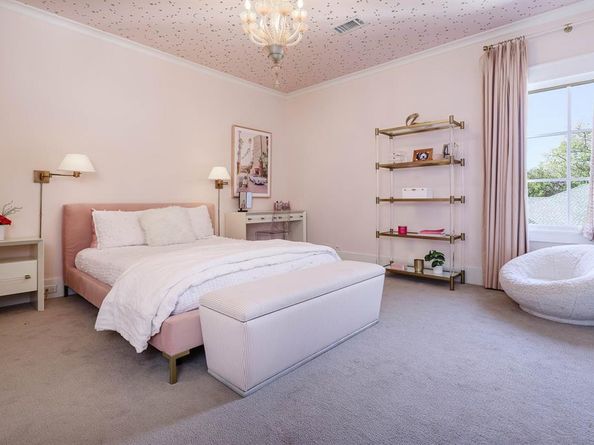 6807  Joyce Way , Dallas Texas 75225