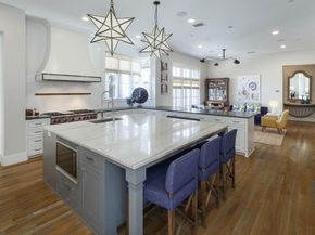 6807  Joyce Way , Dallas Texas 75225