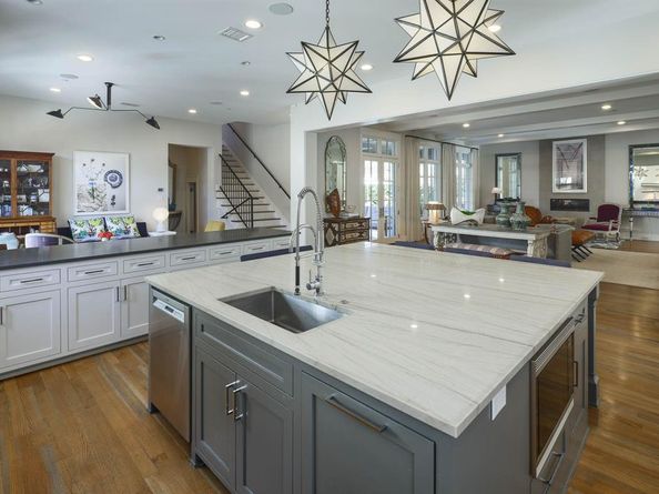 6807  Joyce Way , Dallas Texas 75225