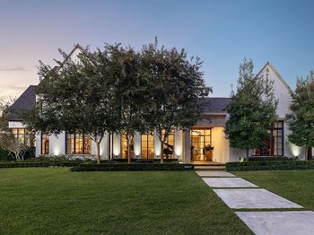 6807  Joyce Way 