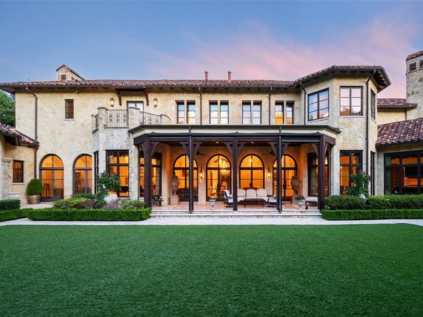 5335  Meaders Lane , Dallas Texas 75229