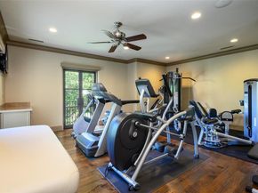 5335  Meaders Lane , Dallas Texas 75229