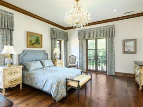 5335  Meaders Lane , Dallas Texas 75229
