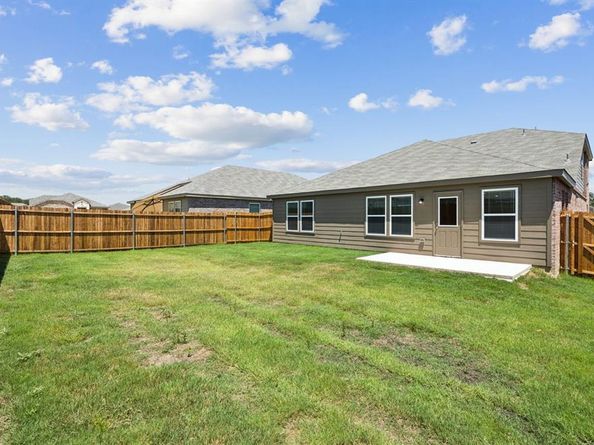 2708  Barton Springs Drive , Denton Texas 76208