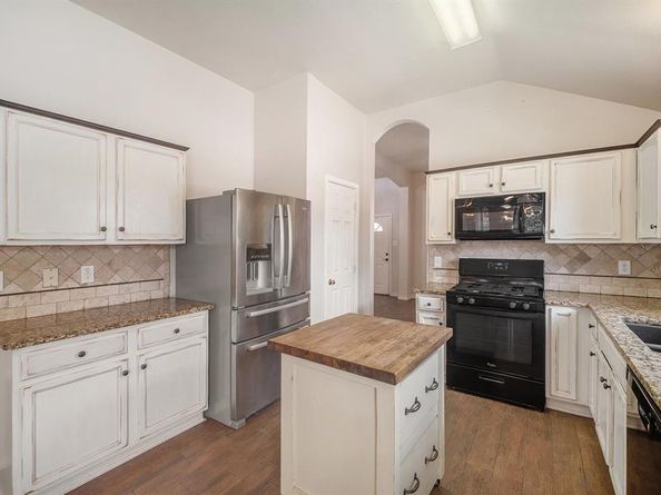 11501  Cactus Springs Drive , Fort Worth Texas 76244