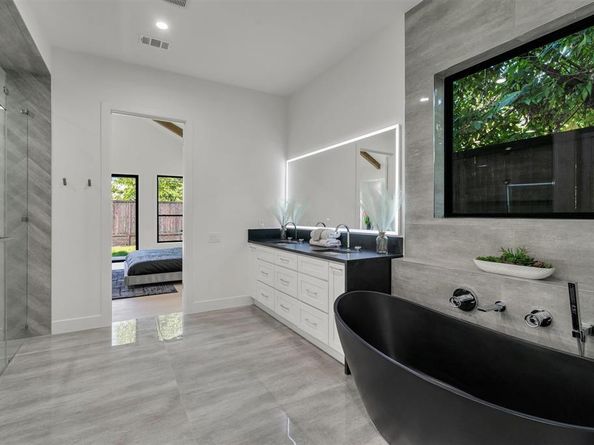 3737  Cortez Drive , Dallas Texas 75220