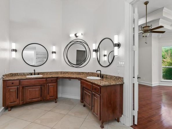 8945  Waterchase Circle , Fort Worth Texas 76120
