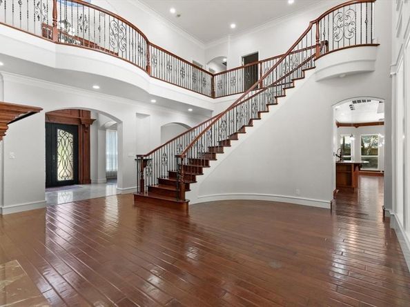 8945  Waterchase Circle , Fort Worth Texas 76120