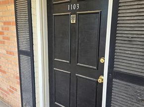 5055  Ridglea Lane  1103, Fort Worth Texas 76116
