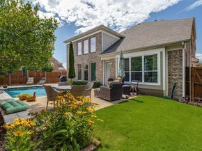 1016  River Rock Way , Carrollton Texas 75010