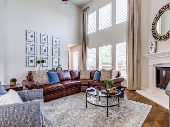 1016  River Rock Way , Carrollton Texas 75010