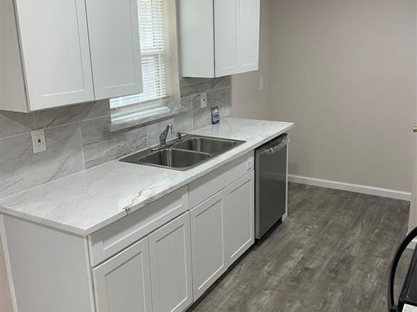 3954  Cambridge  , Garland Texas 75043