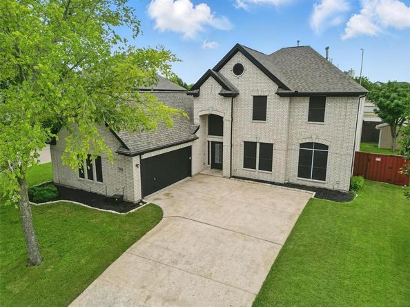 1818  Benedict Court , Rowlett Texas 75088