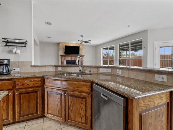 1818  Benedict Court , Rowlett Texas 75088