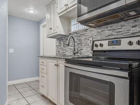 211  Second Street , Denton Texas 76201