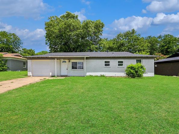 3736  Layton Avenue , Haltom City Texas 76117