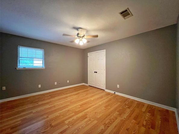 2000  Pecandale Drive , Arlington Texas 76013