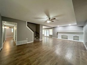 2000  Pecandale Drive , Arlington Texas 76013