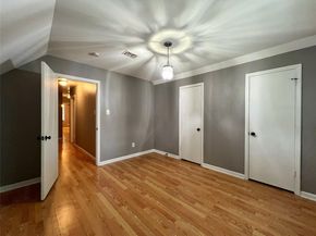 2000  Pecandale Drive , Arlington Texas 76013