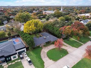 6106  Linden Lane , Dallas Texas 75230
