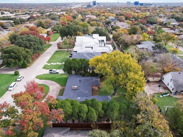 6106  Linden Lane , Dallas Texas 75230