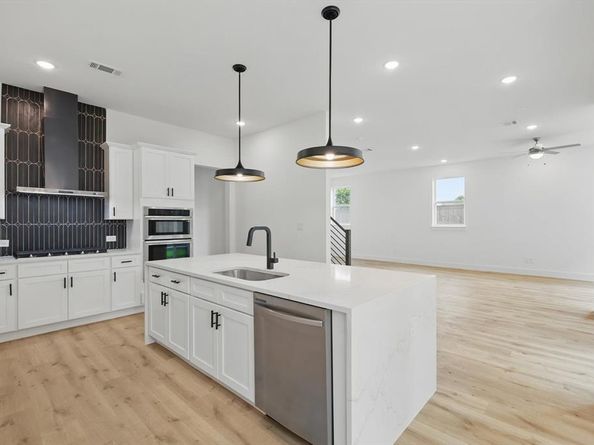911  Banyan Tree Lane , Richardson Texas 75081