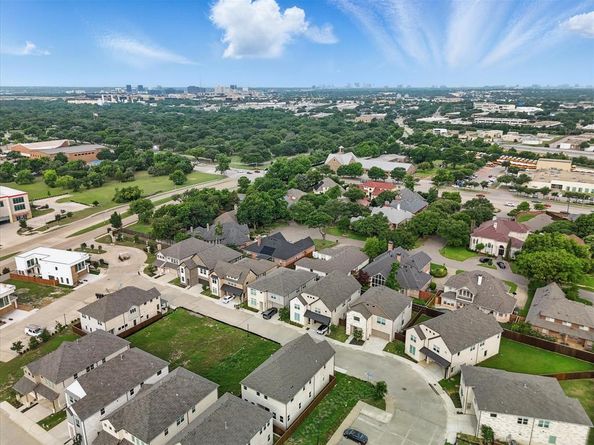 911  Banyan Tree Lane , Richardson Texas 75081