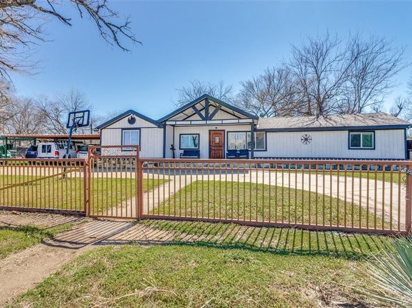 5720  Wilkes Drive , Fort Worth Texas 76119