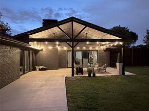 3895  Antigua Circle , Dallas Texas 75244