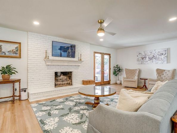 4521  Cloudview Road , Fort Worth Texas 76109