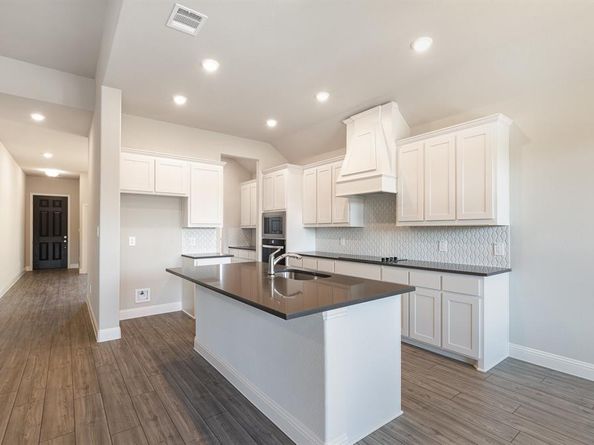 620  Alaina Drive , DeSoto Texas 75115