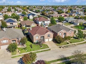 225  Quail Trail Lane , Arlington Texas 76002